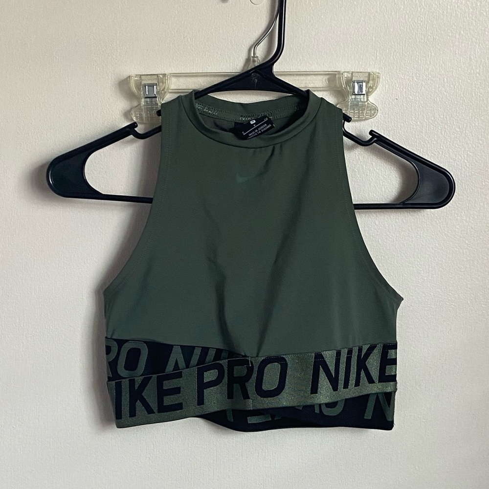 High Neck Nike Sports Bra